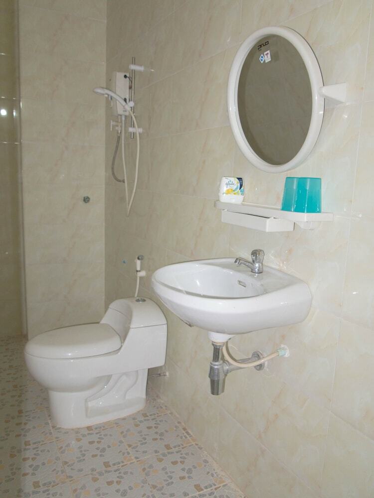 Hotel Kampot Moyura Guest House