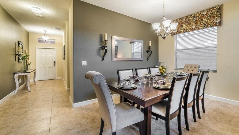8974 Bismarck Palm Road