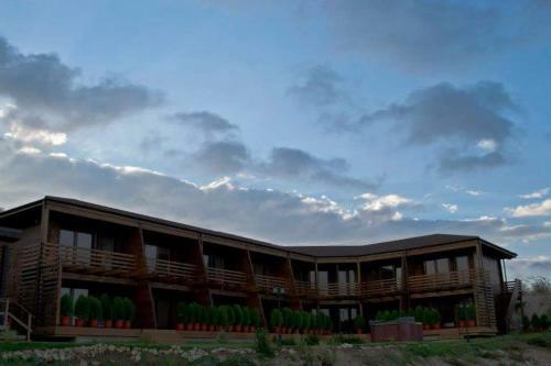 Hotel Lifeharbour Limanu