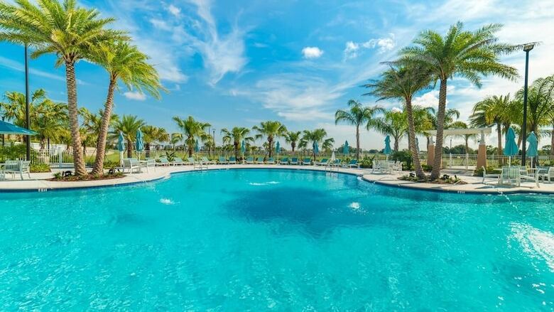 1786 Caribbean View Terrace