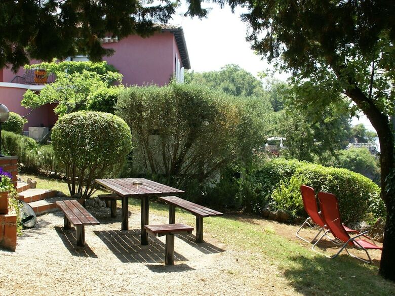 Cosy Apartment With Private Beach In Kraljevica