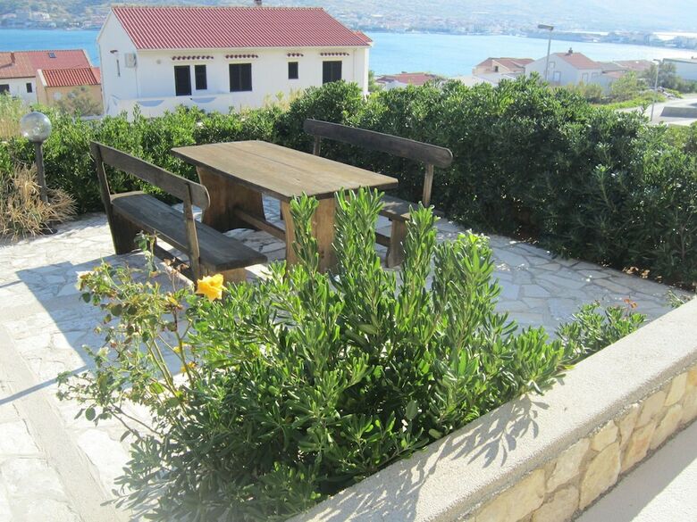 Nice Apartment With Great Terrace And Sea View,bbq For Use