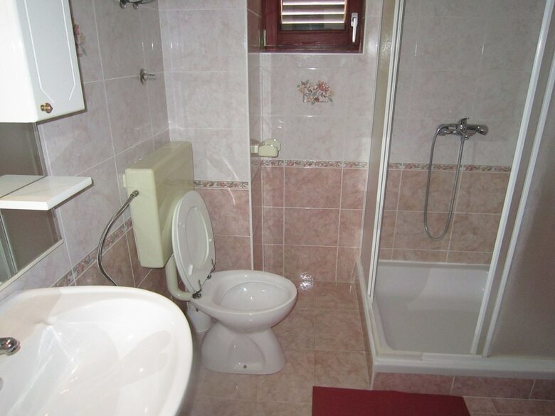 Elegant Apartment In Dalmatia With Garden