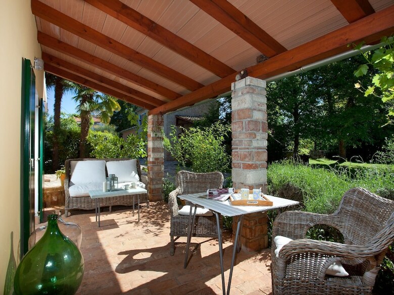 Peaceful Holiday Home In Umag With Swimming Pool