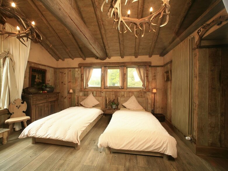 Cabana Luxurious Chalet With Jacuzzi And Sauna In Thirimont