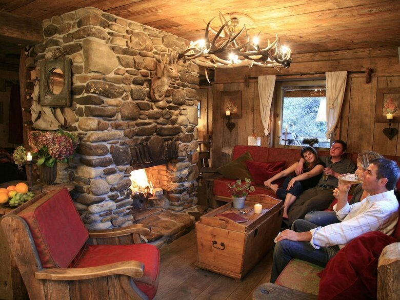 Cabana Luxurious Chalet With Jacuzzi And Sauna In Thirimont