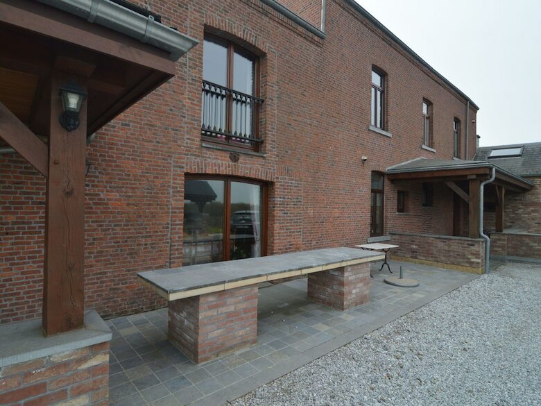 Modern Holiday Home In Cul-des-sarts Near Forest