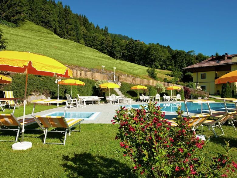Apartment In Kleinarl With Wellness Centre & Indoor Pool
