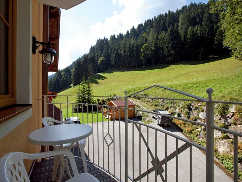 Apartment In Kleinarl With Wellness Centre & Indoor Pool