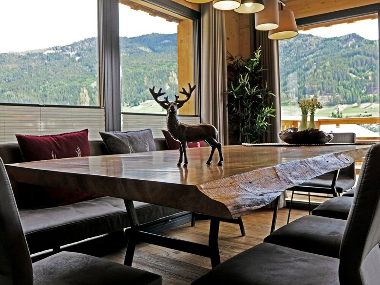 Cozy Chalet In Steinach Am Brenner With Balcony And Sauna