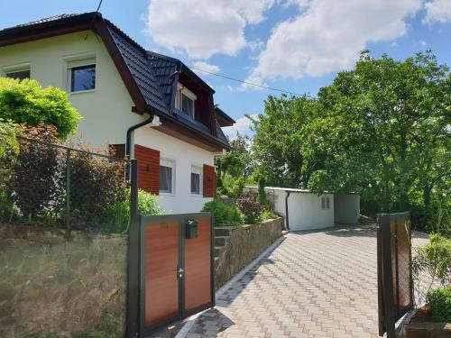 Apartamento Riverside Pool Villa