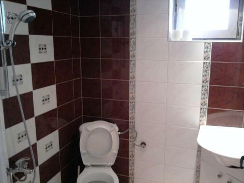 Hostal Aleks Guest House