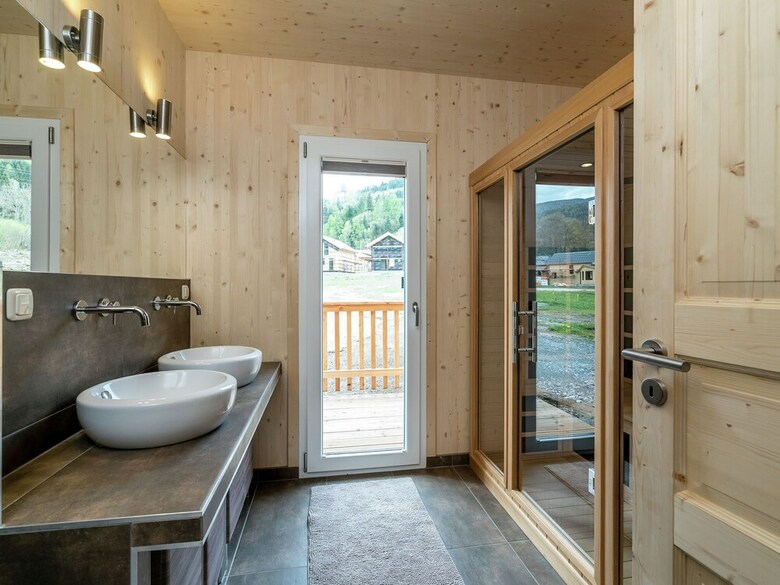 Luxurious Chalet In Sankt Georgen Ob Murau With Jacuzzi