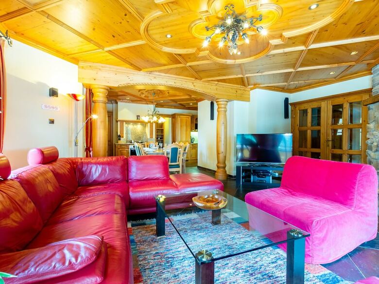 Luxurious Apartment In Saalbach-hinterglemm With Sauna
