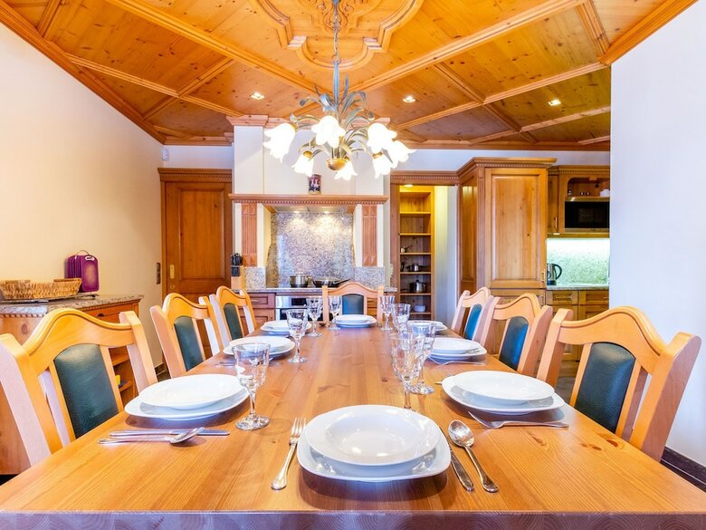 Luxurious Apartment In Saalbach-hinterglemm With Sauna