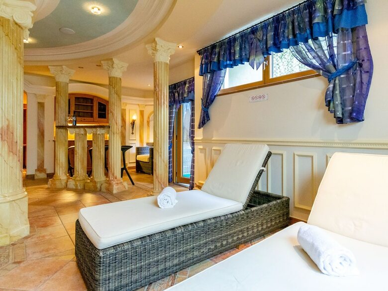 Luxurious Apartment In Saalbach-hinterglemm With Sauna