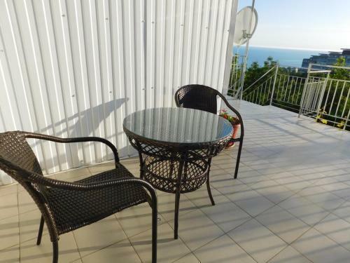 Hostal Chaika Guest House