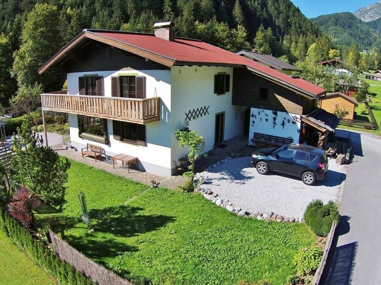 Spacious Chalet In Leogang With Terrace