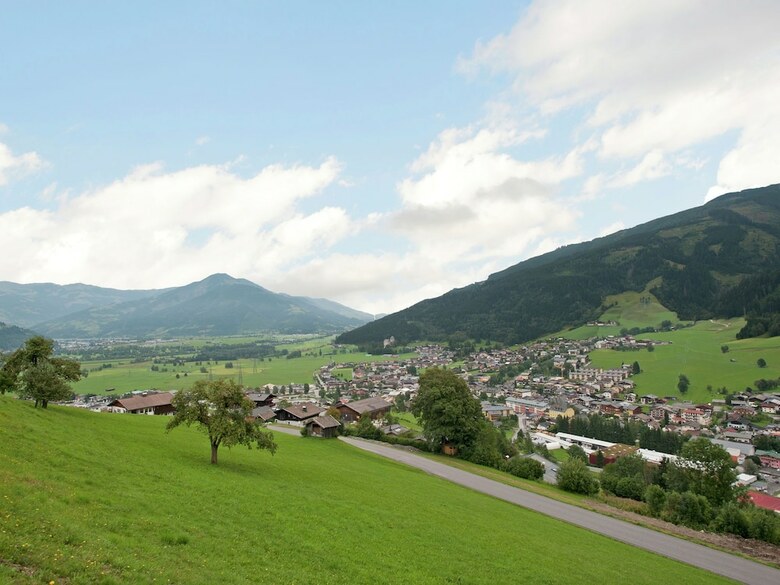Comfortable Apartment In Kaprun Near Ski Lift