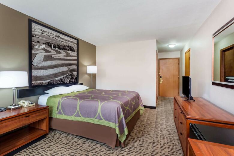 Hotel Super 8 By Wyndham Platteville