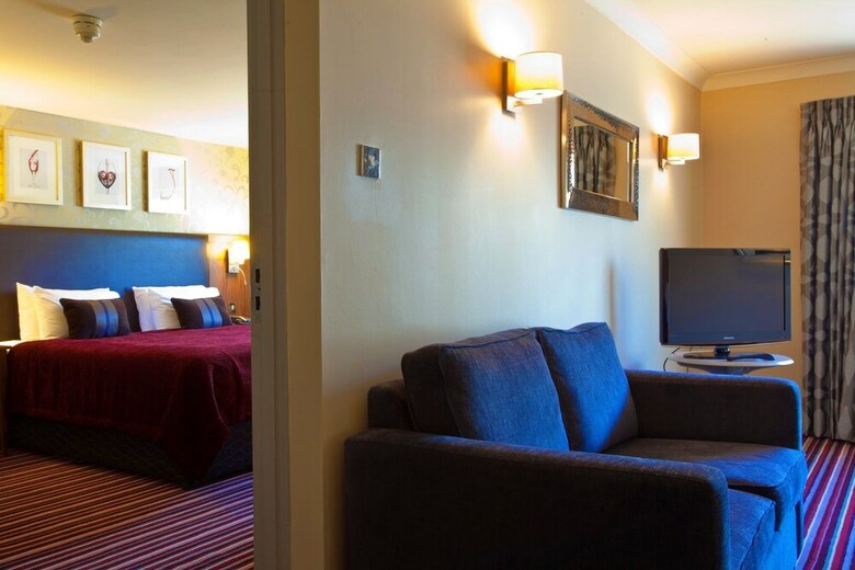 Gloucester Robinswood Hotel, Bw Signature Collection