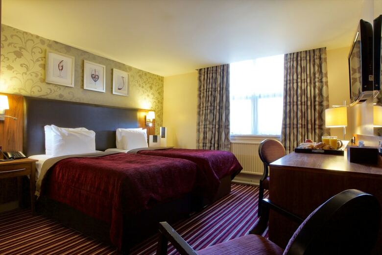Gloucester Robinswood Hotel, Bw Signature Collection