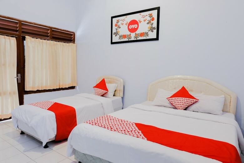 Hostal Oyo 421 Alianda Guest House Syariah