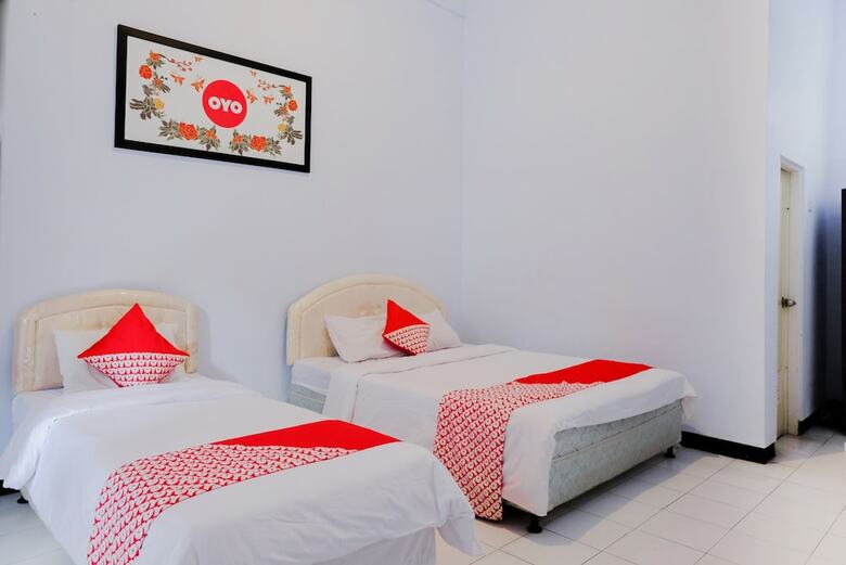 Hostal Oyo 421 Alianda Guest House Syariah