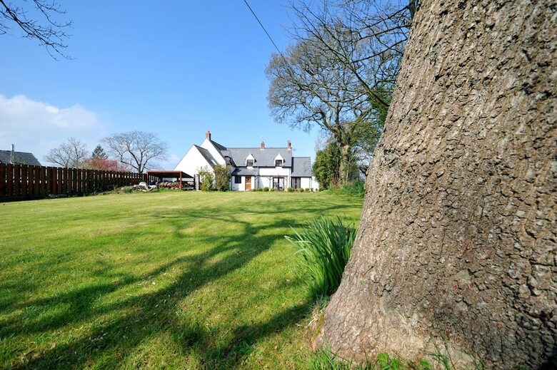 Pool Table, Games Room, Dog Friendly, Luxury Home For Larger Groups