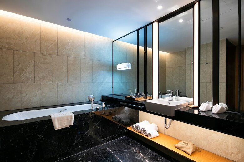 Chongqing Kuanrong Luxry Suit Hotel