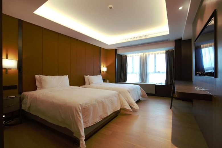 Chongqing Kuanrong Luxry Suit Hotel
