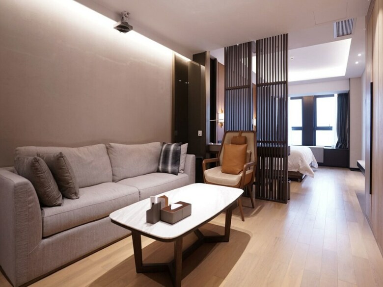 Chongqing Kuanrong Luxry Suit Hotel