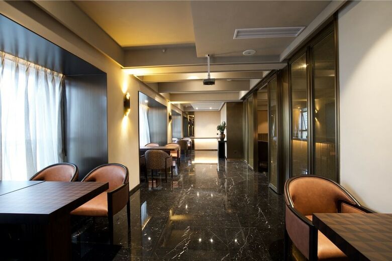 Chongqing Kuanrong Luxry Suit Hotel