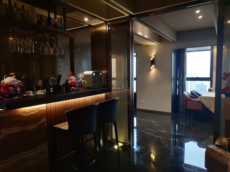 Chongqing Kuanrong Luxry Suit Hotel