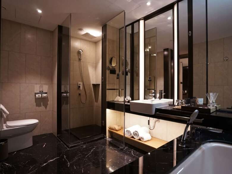 Chongqing Kuanrong Luxry Suit Hotel
