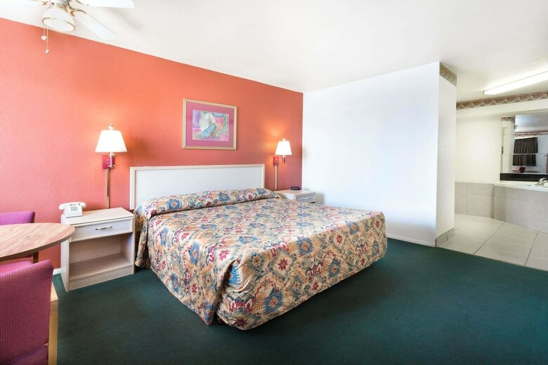 Hotel Travelodge Suites By Wyndham Phoenix Mesa