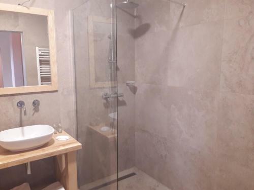 Hostal Guesthouse Pr`kral