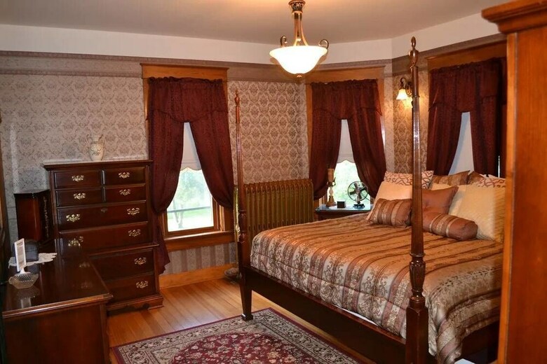 The Conner House Bed And Breakfast