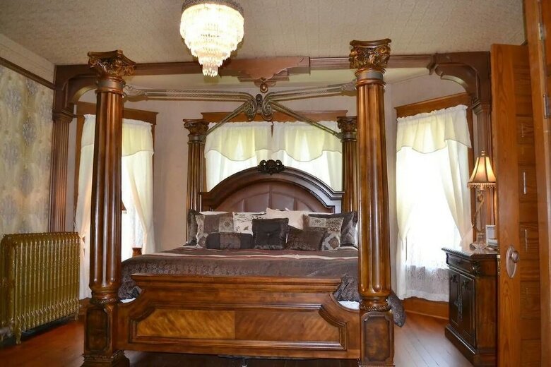 The Conner House Bed And Breakfast