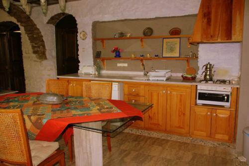 Eski Doganbey Houses