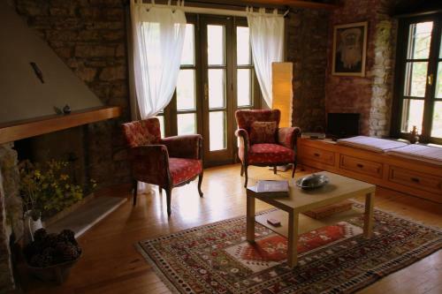 Eski Doganbey Houses