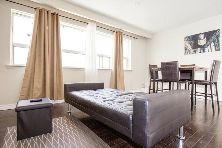 Apartamentos Private & Comfy 2 Bedroom Near Downtown