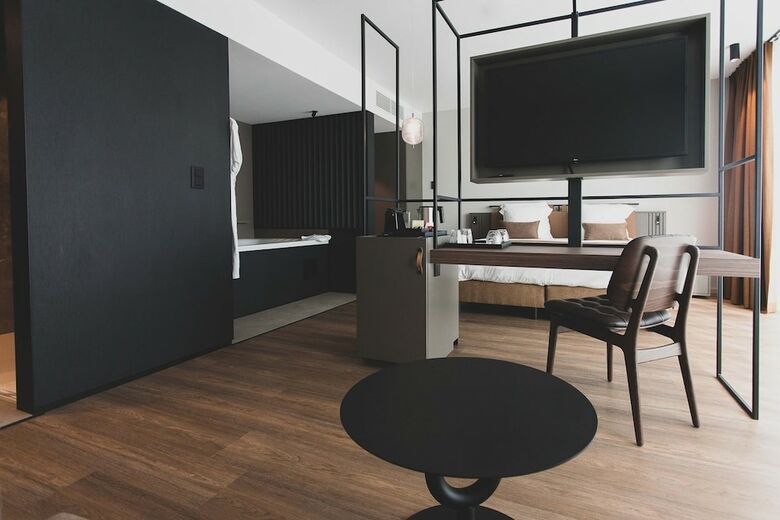 Hotel Hostellerie Le Roannay