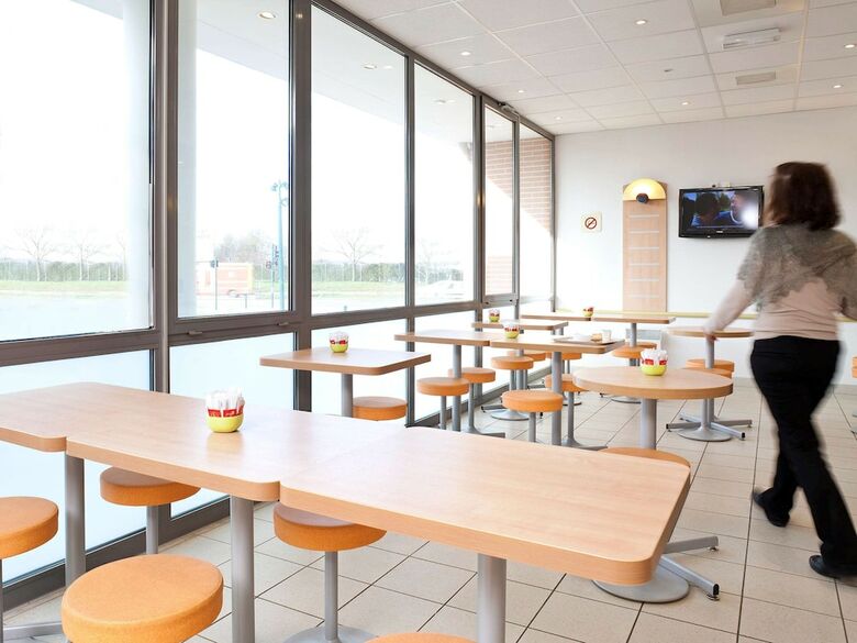 Hotel Ibis Budget Mantes-la-jolie Sully