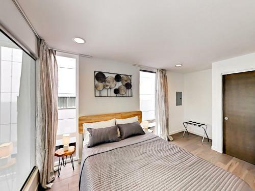1106 C 14th Ave Townhouse