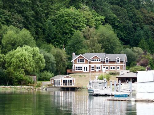 Bainbridge Island Beach And Dock