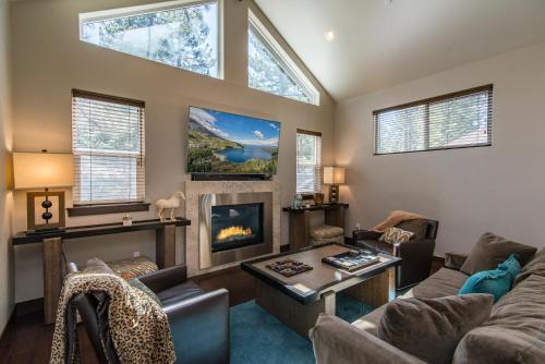 1310 Omalley Dr Home