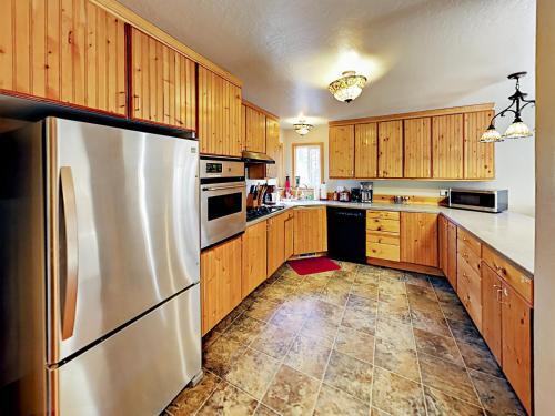 3575 April Dr Home