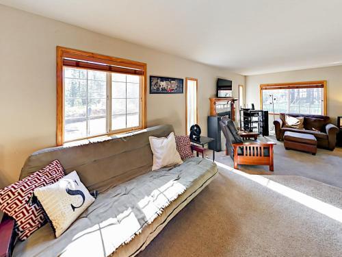 3575 April Dr Home