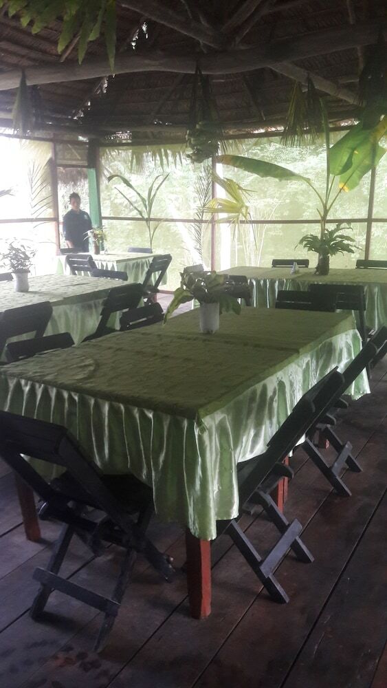 Posada Explorer Lodge